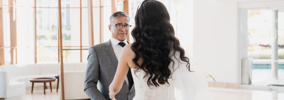first look with father of the bride